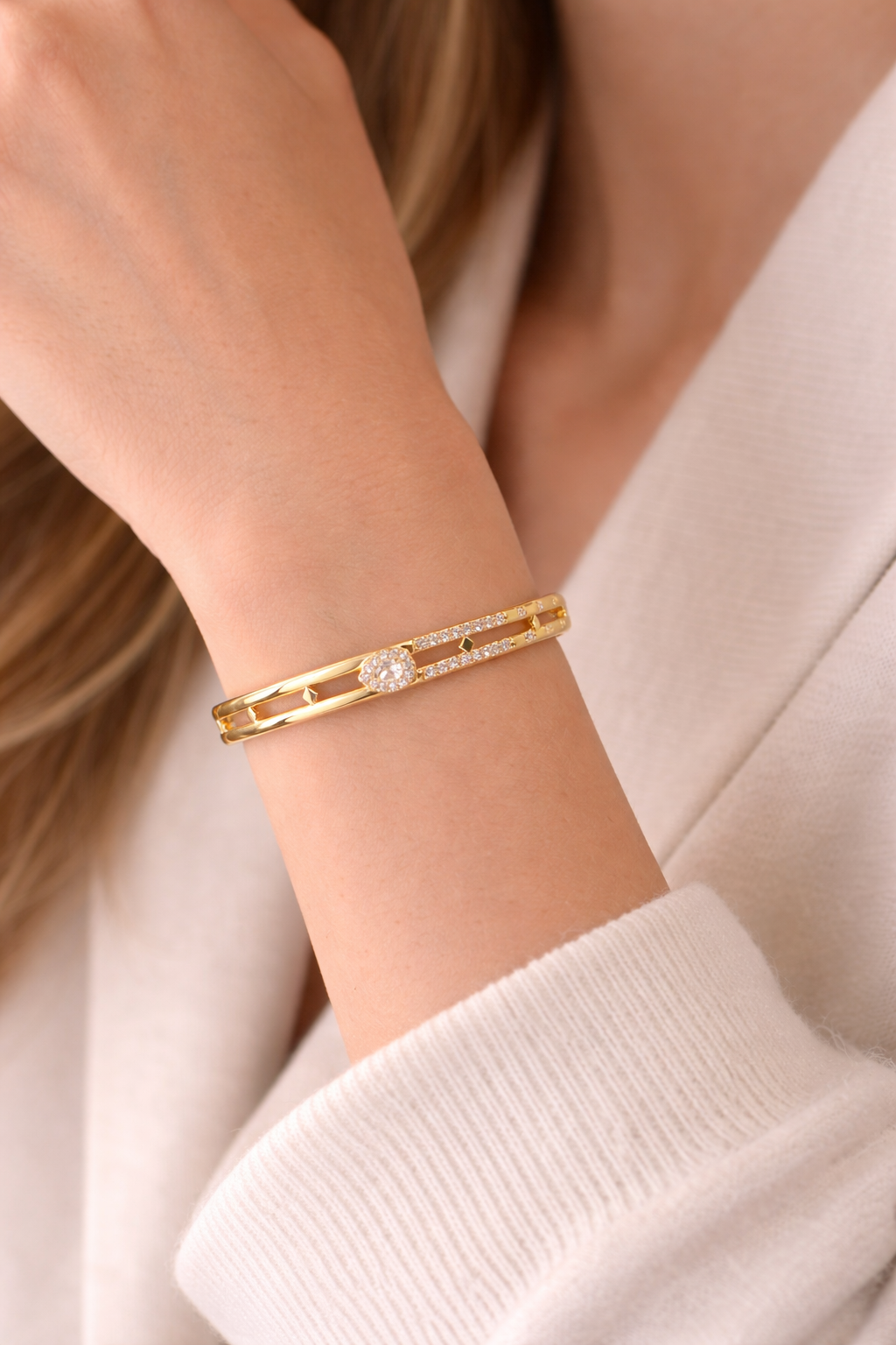 Line and Light Bracelet